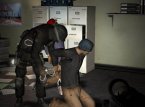 Specialpolis stormade Counter-Strike-spelarens hem