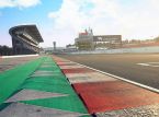 Racing Dreams: Circuit de Catalunya i ACC, 3x4K 55" OLED