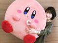 Nu kan du förhandsboka en enorm mjukis-Kirby